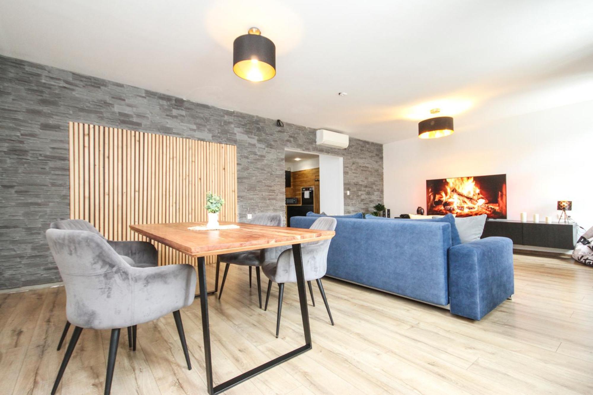 Apartman Vita Deluxe Trenčín Buitenkant foto