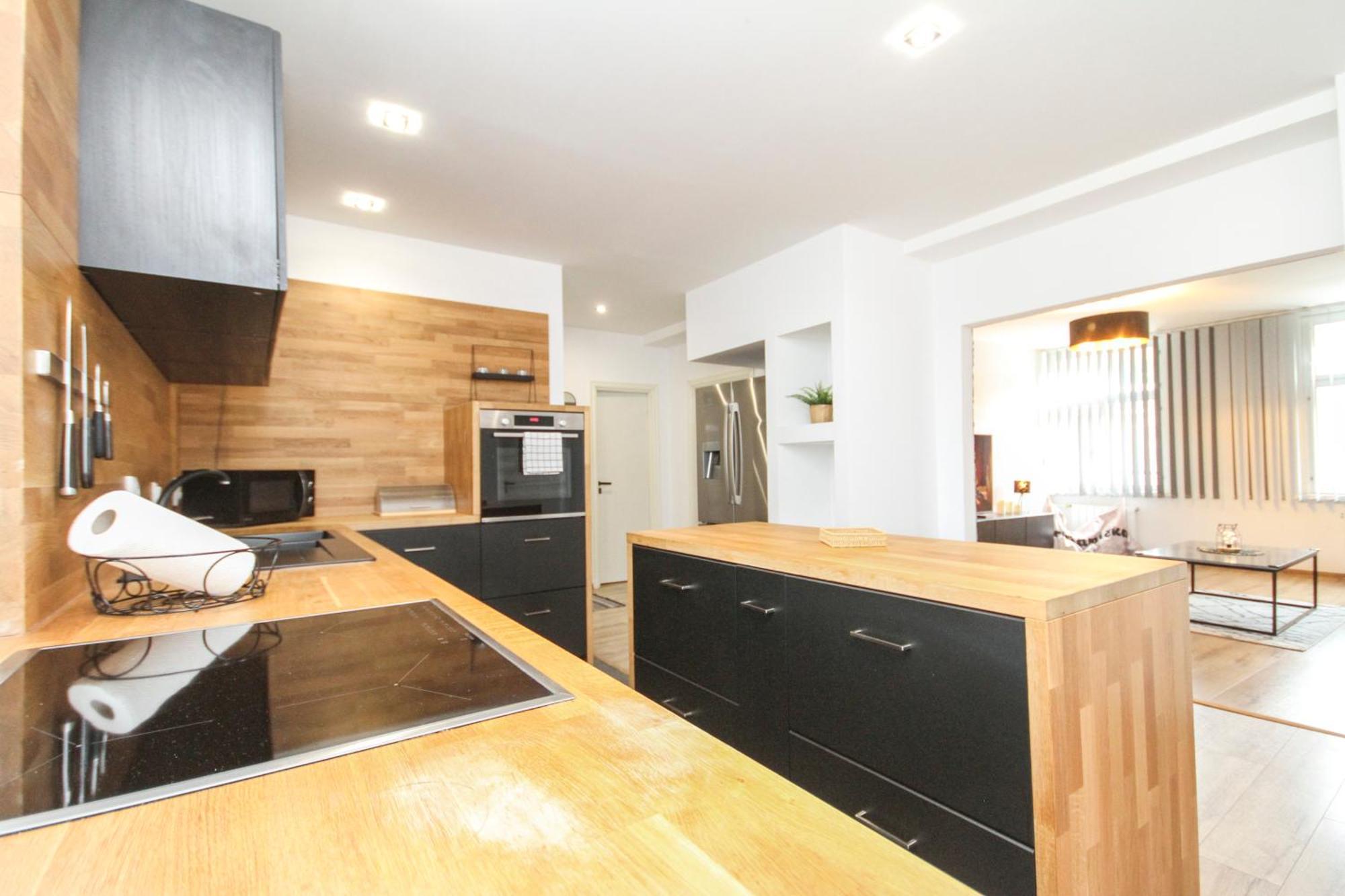 Apartman Vita Deluxe Trenčín Buitenkant foto