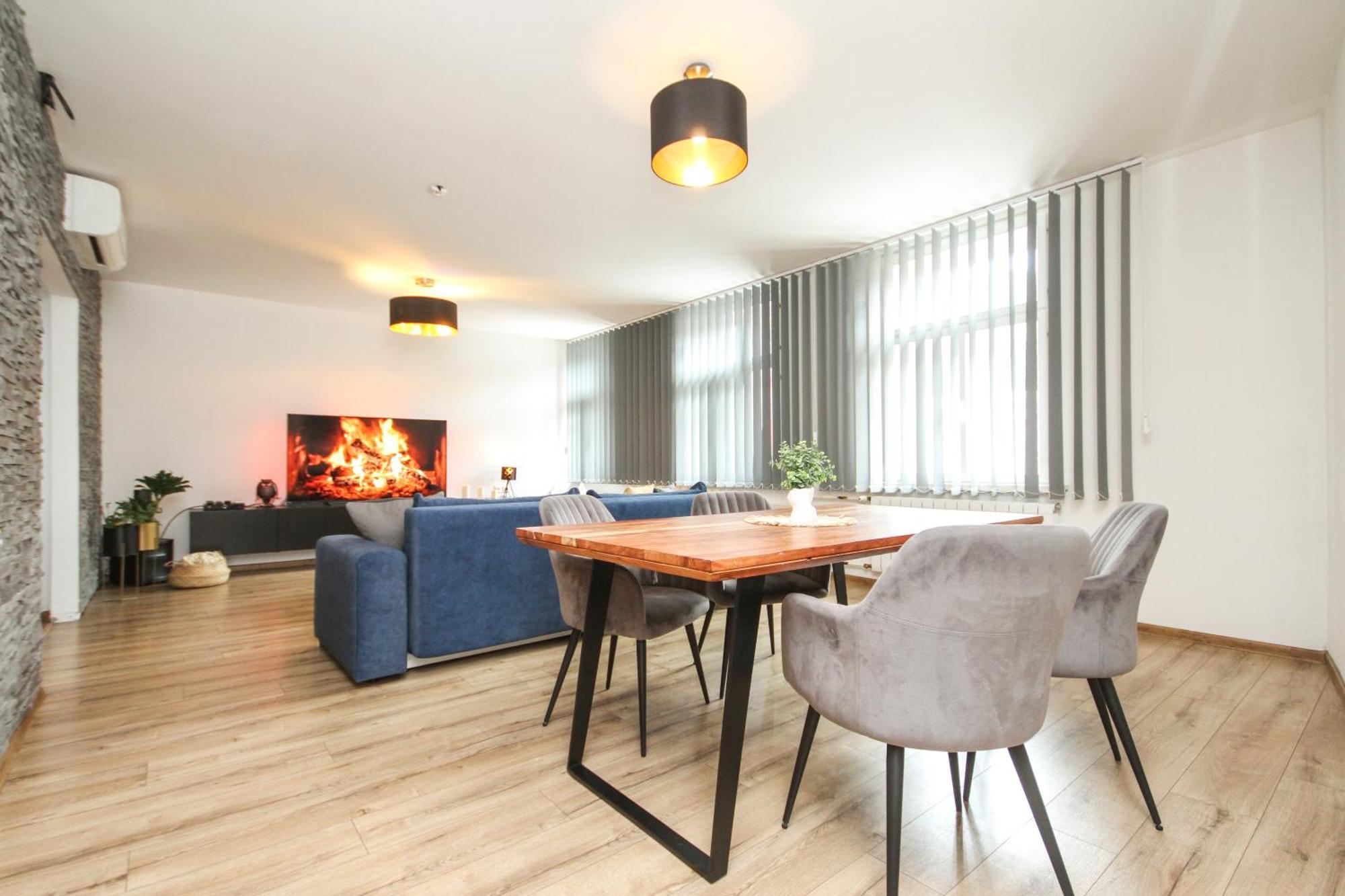 Apartman Vita Deluxe Trenčín Buitenkant foto